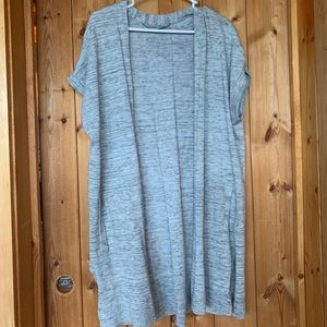 LONG LENGTH SHORT SLEEVED ATHLETA CARDIGAN